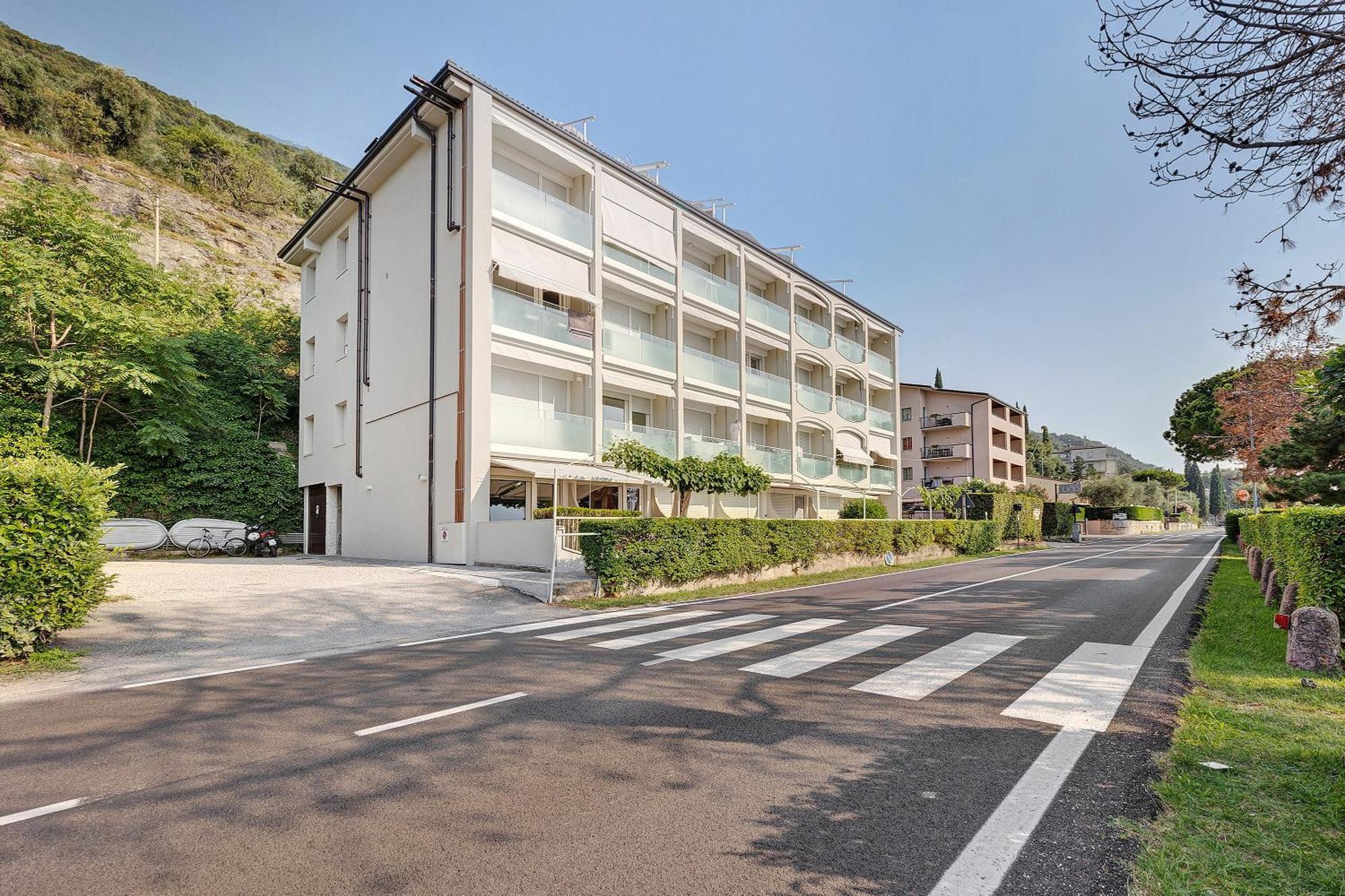 Apt Theo Val Di Sogno Garda Lake Malcesine Esterno foto